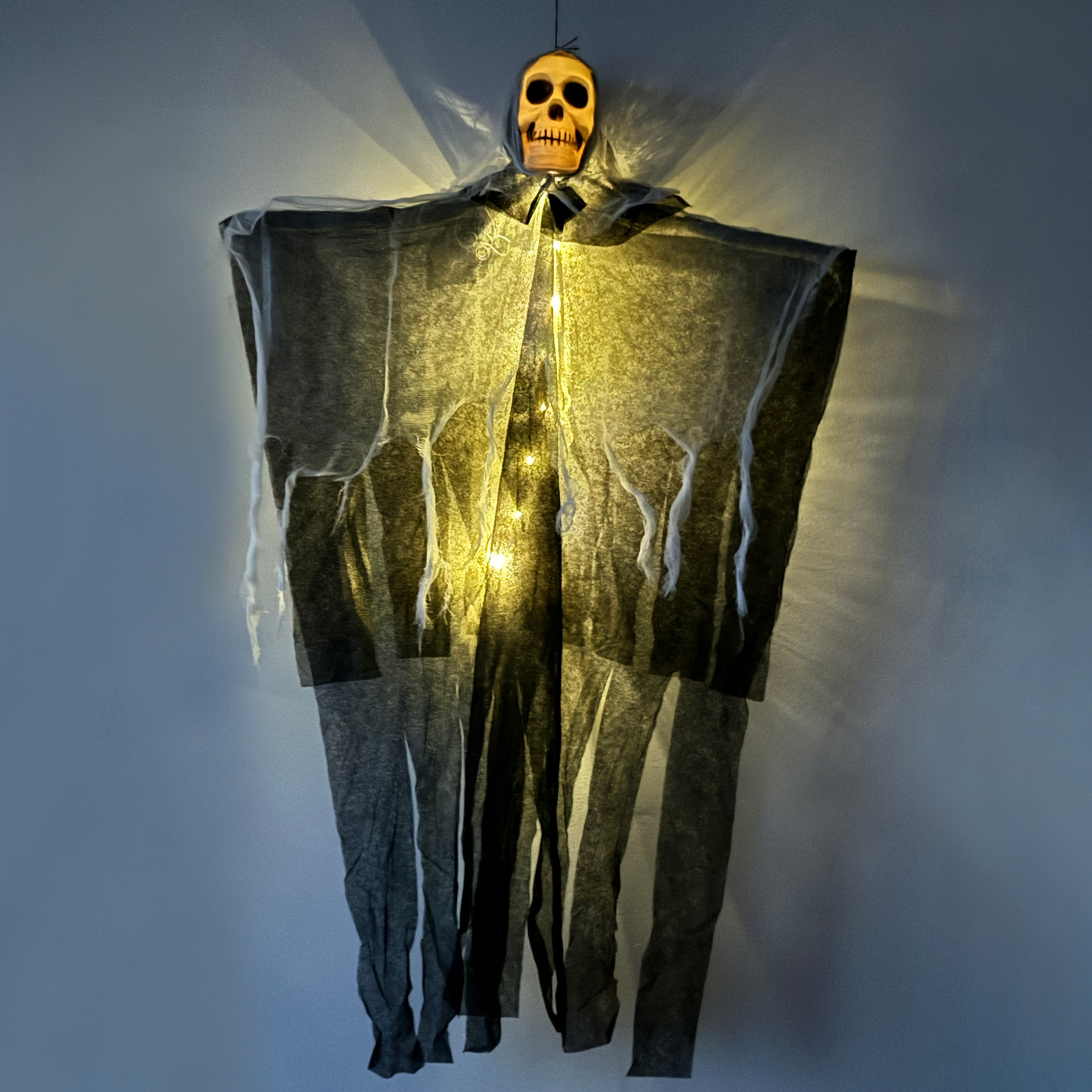 Halloween Grim Reaper Skeleton - مراجعة Outdoor Lighting Chandelier وسعره